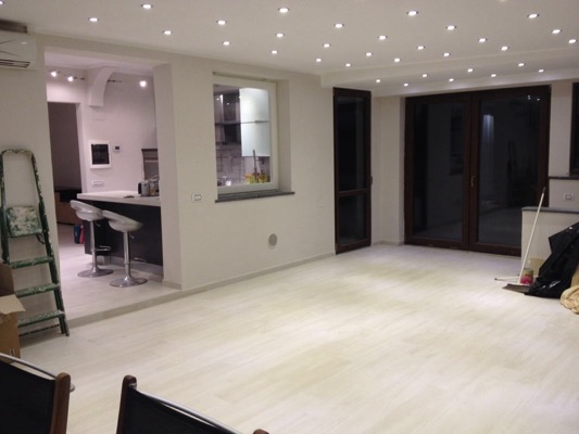 Appartamento total white